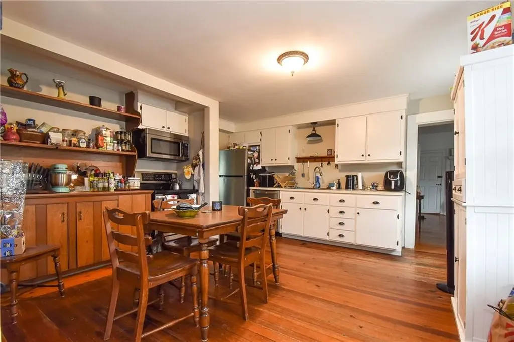 195 Town Farm Road Coventry RI 02816
