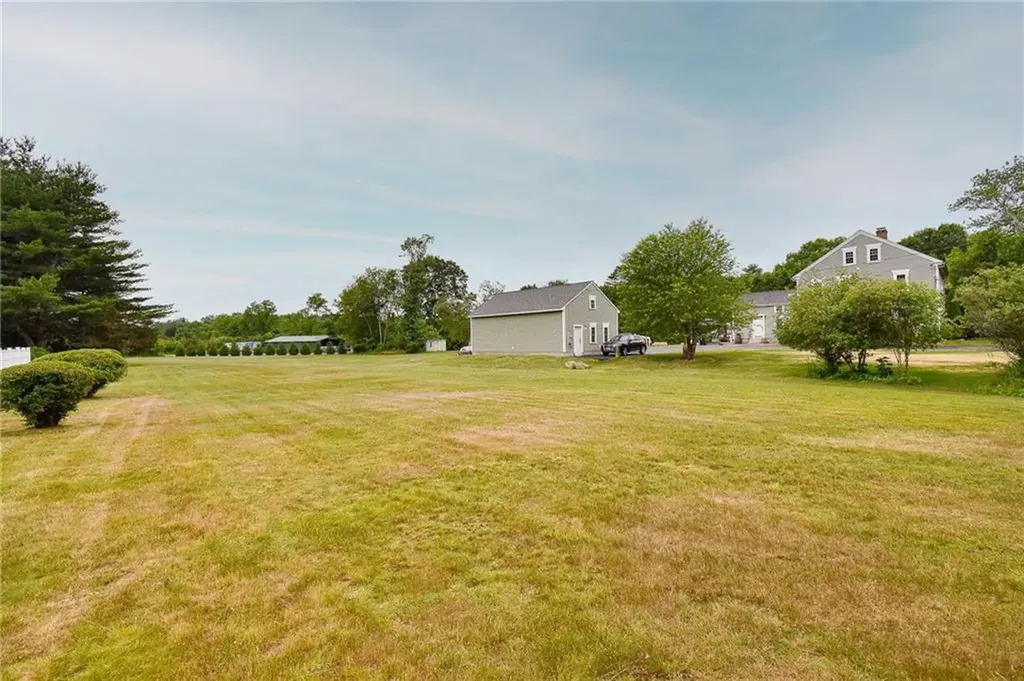 195 Town Farm Road Coventry RI 02816