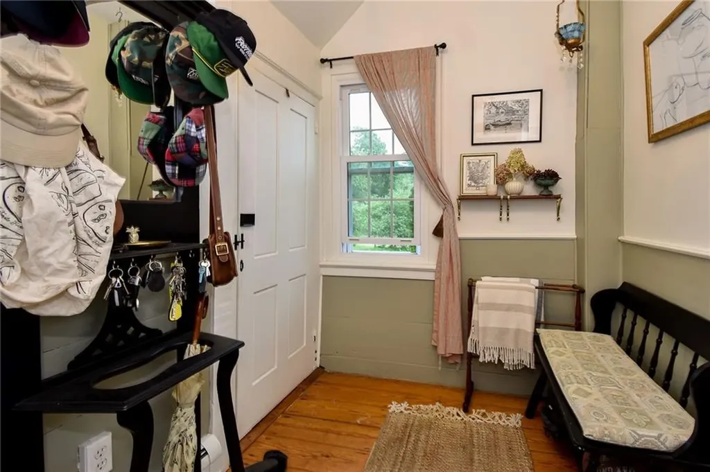 195 Town Farm Road Coventry RI 02816