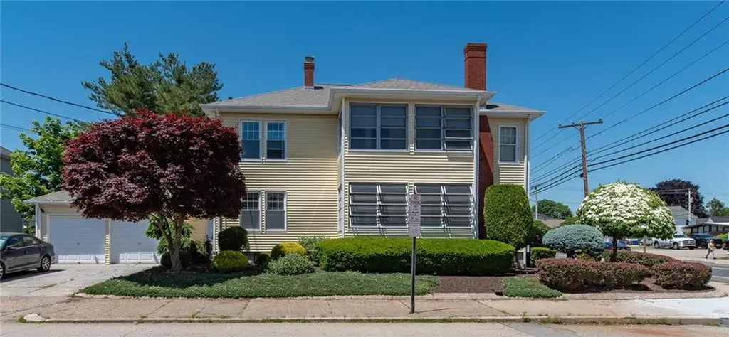 294 Smithfield Avenue Pawtucket RI 02860