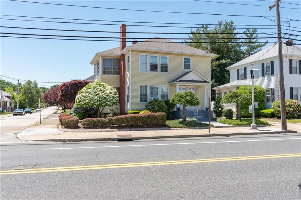 294 Smithfield Avenue Pawtucket RI 02860