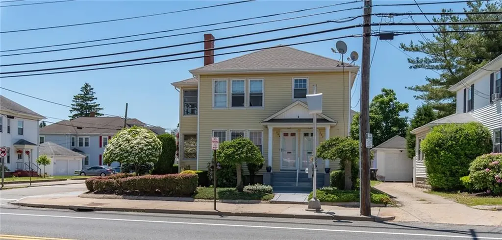 294 Smithfield Avenue Pawtucket RI 02860