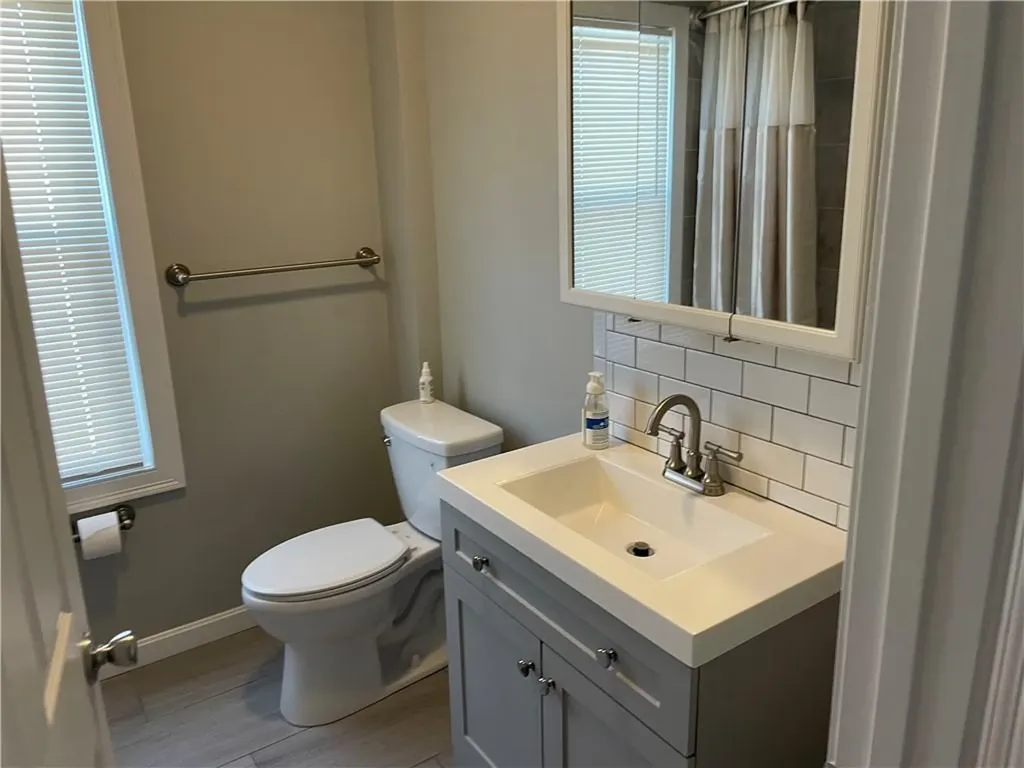 10 Marlborough Street Cranston RI 02920