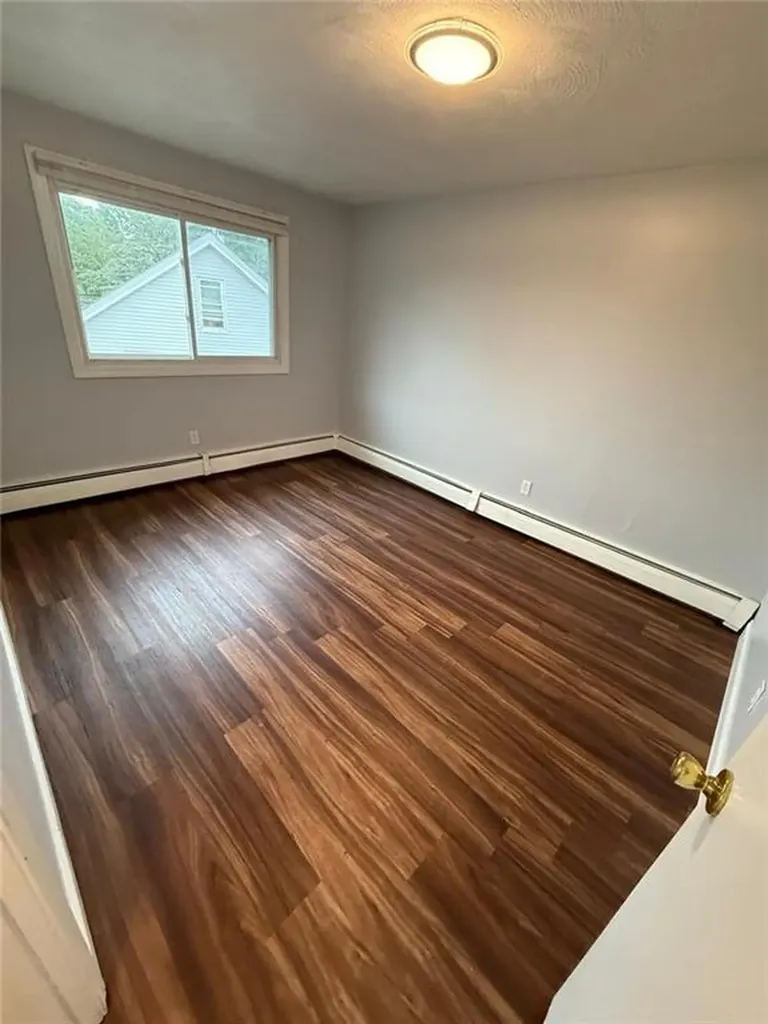 9 Melton Street Pawtucket RI 02860
