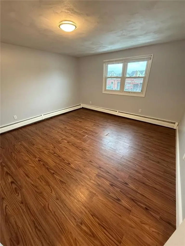 9 Melton Street Pawtucket RI 02860