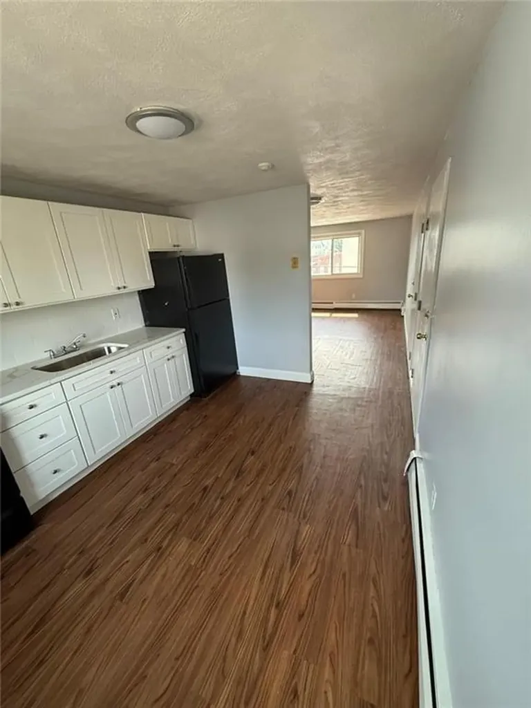 9 Melton Street Pawtucket RI 02860