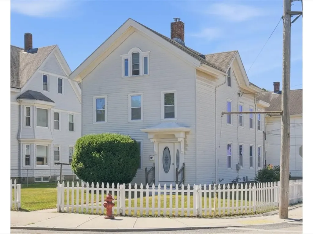 24 Pleasant Street Westerly RI 02891