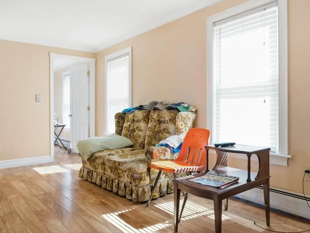 24 Pleasant Street Westerly RI 02891