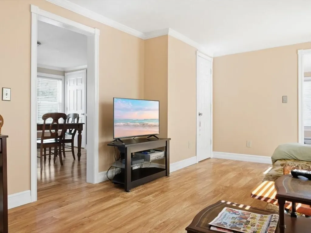 24 Pleasant Street Westerly RI 02891