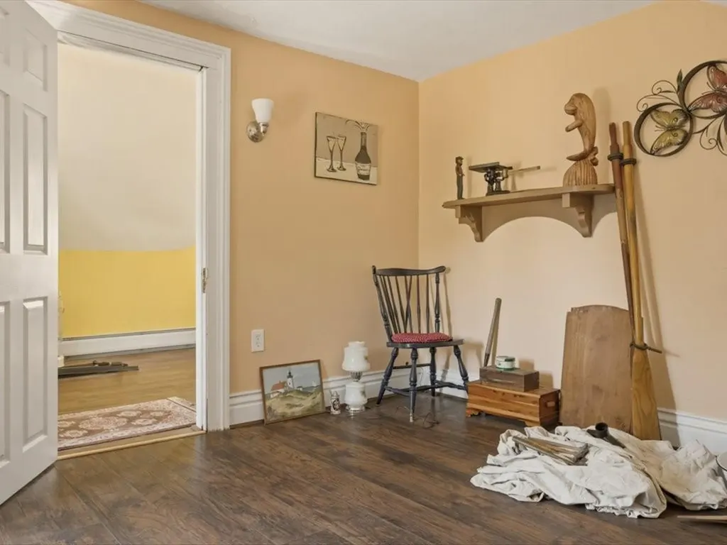 24 Pleasant Street Westerly RI 02891