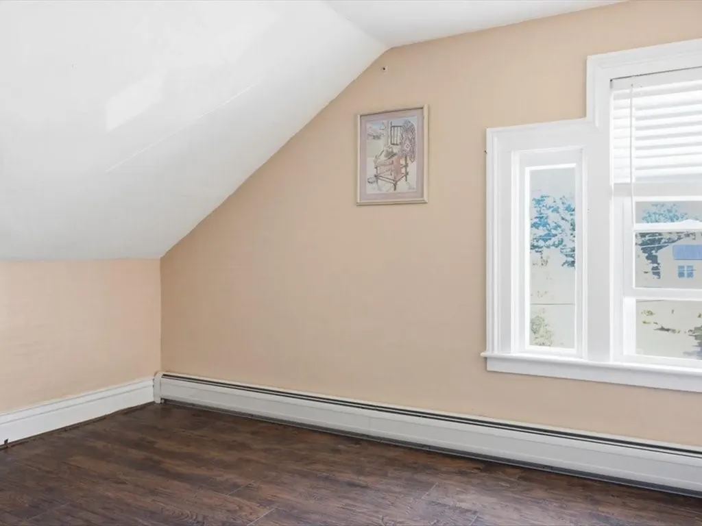 24 Pleasant Street Westerly RI 02891
