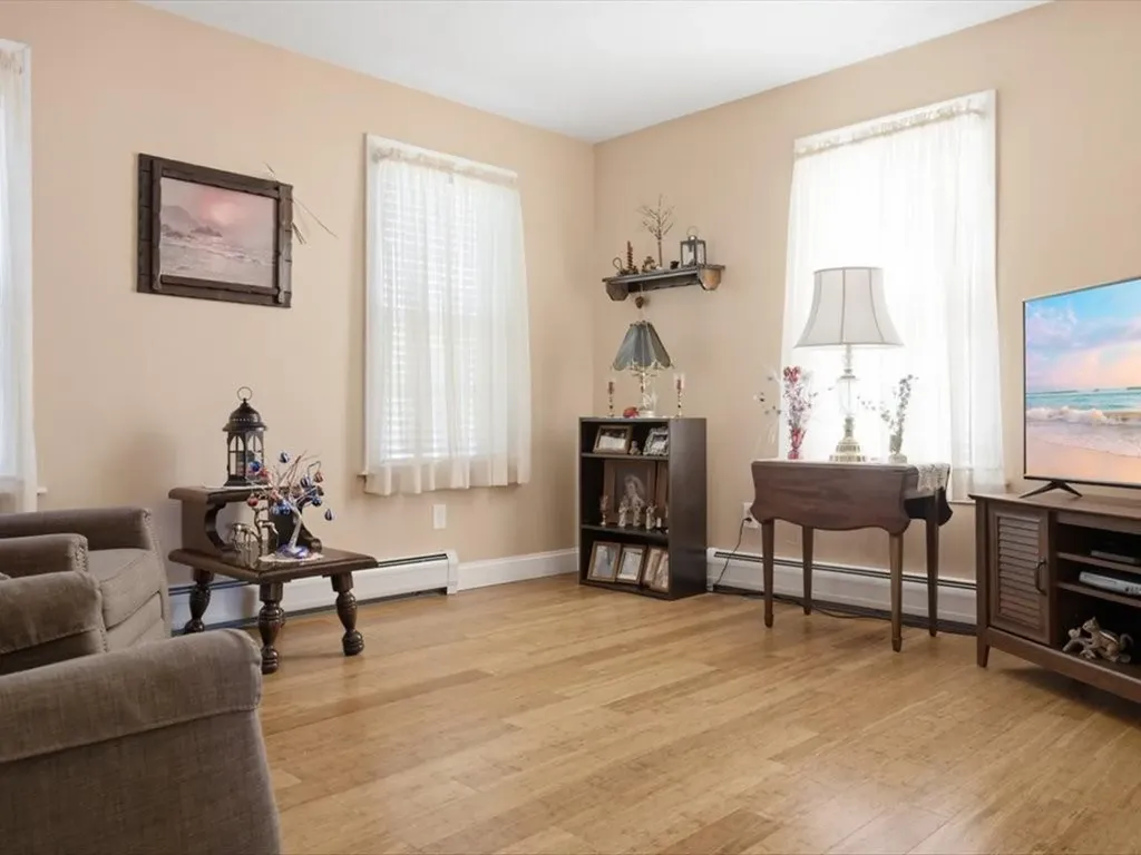 24 Pleasant Street Westerly RI 02891