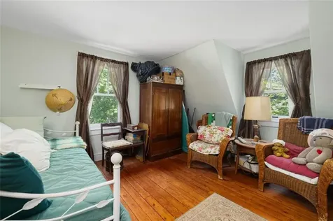 320 Railroad Avenue North Kingstown RI 02877