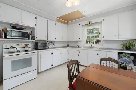 320 Railroad Avenue North Kingstown RI 02877