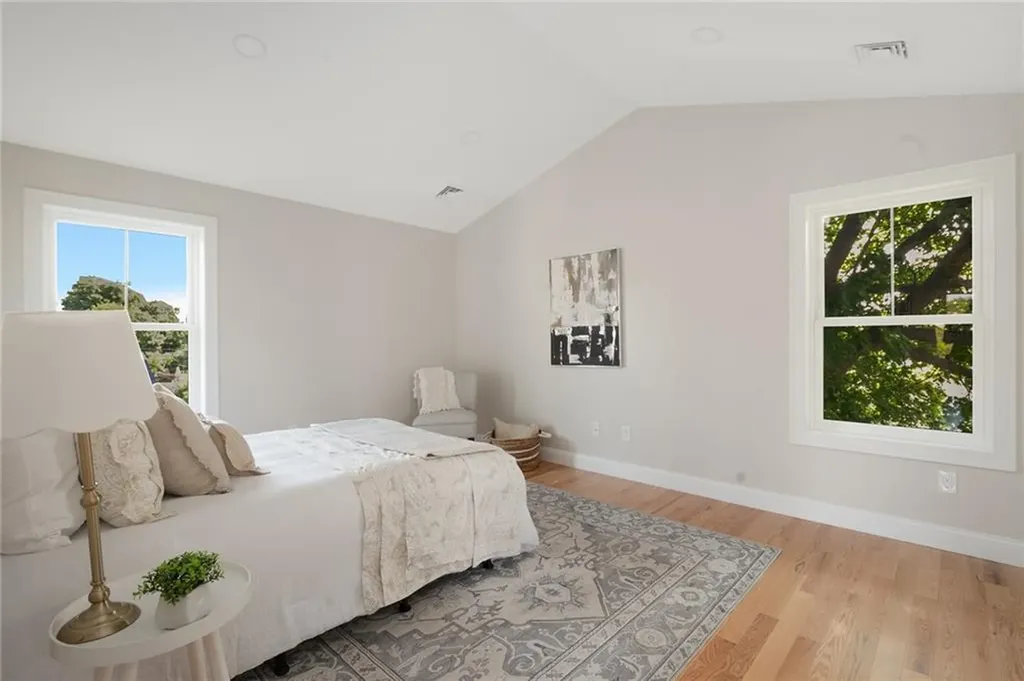 66 Fraser Street East Providence RI 02914