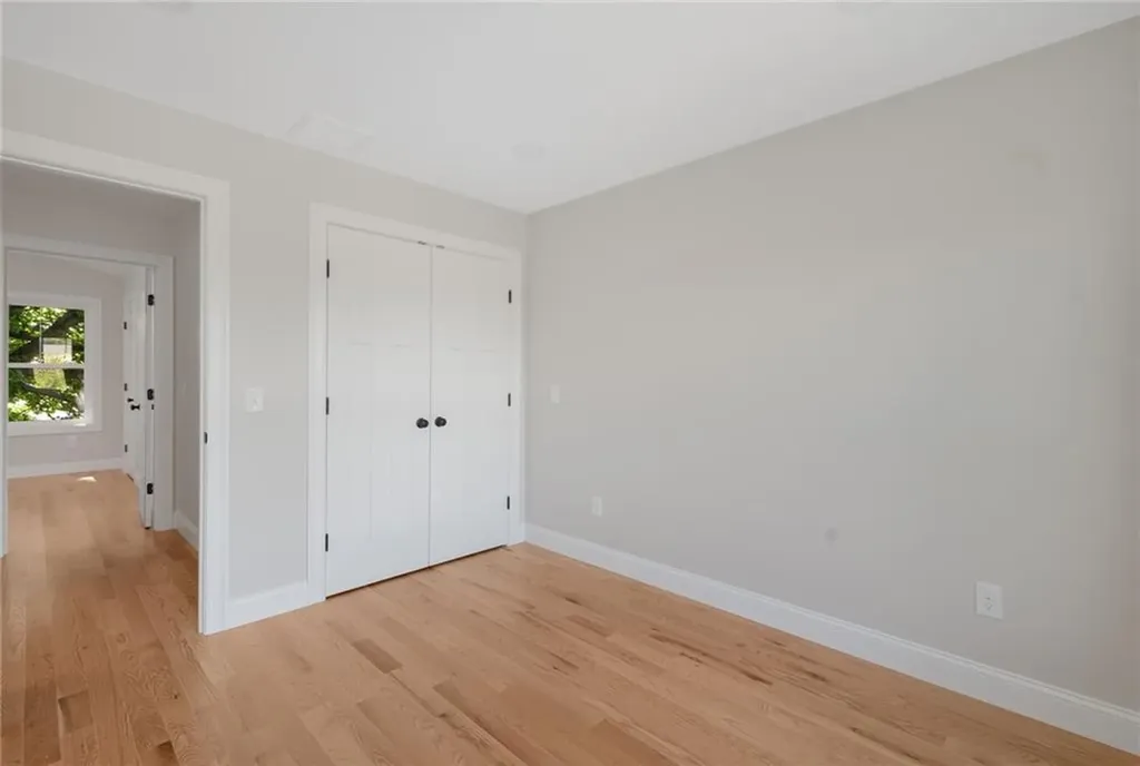 66 Fraser Street East Providence RI 02914