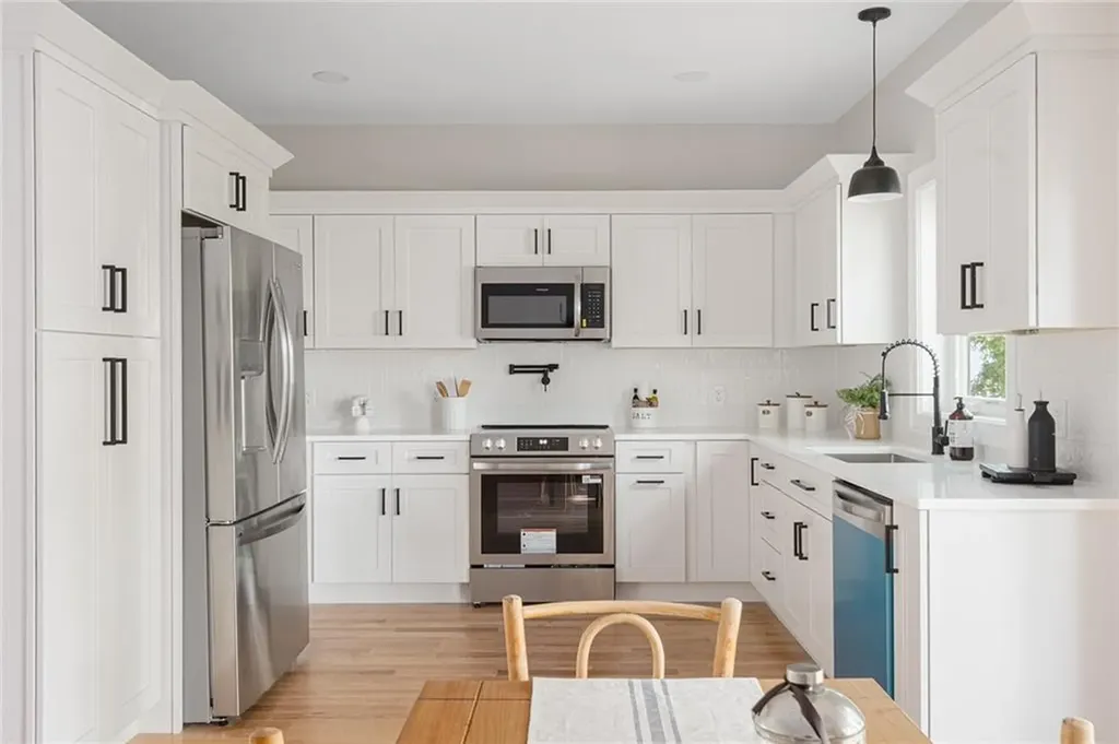 66 Fraser Street East Providence RI 02914