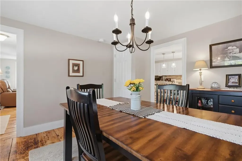 44 Old Great Road North Smithfield RI 02896