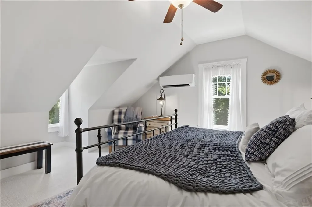 44 Old Great Road North Smithfield RI 02896