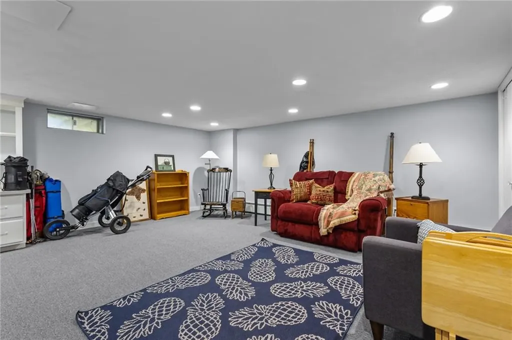 20 Tamarac Drive Smithfield RI 02828