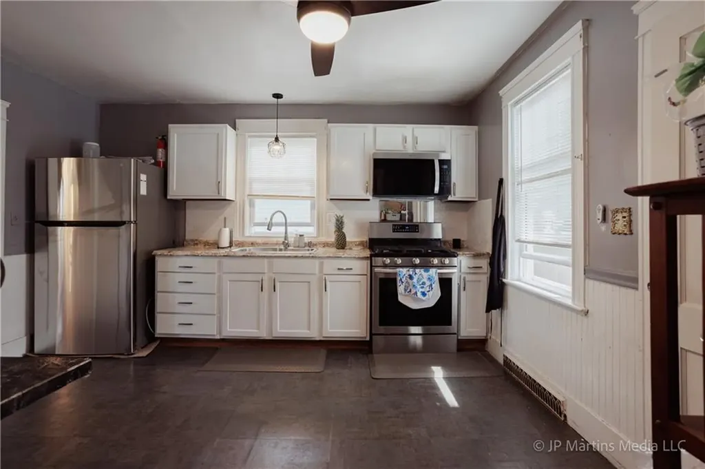 146 Garden Street Cranston RI 02910