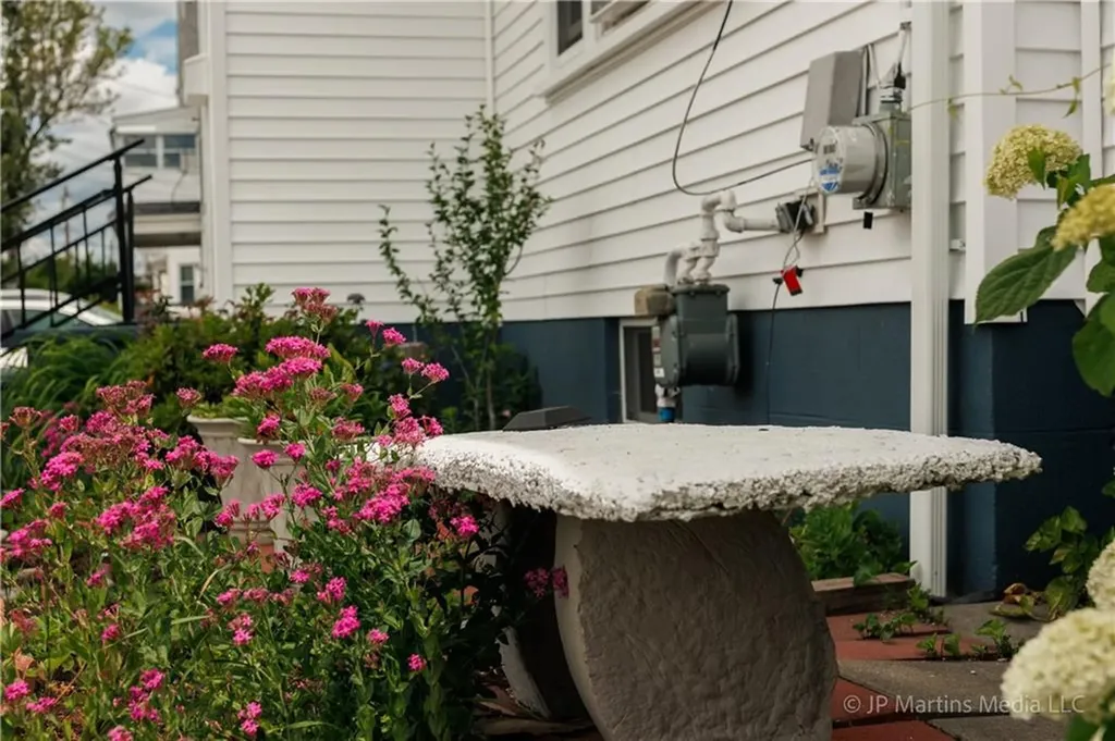 146 Garden Street Cranston RI 02910