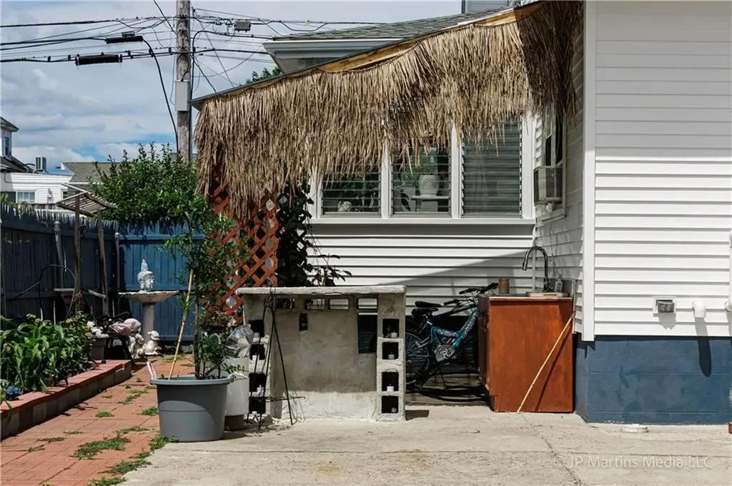 146 Garden Street Cranston RI 02910