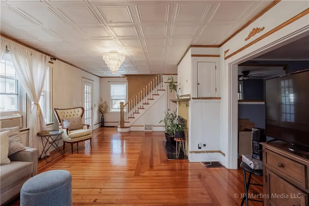 146 Garden Street Cranston RI 02910