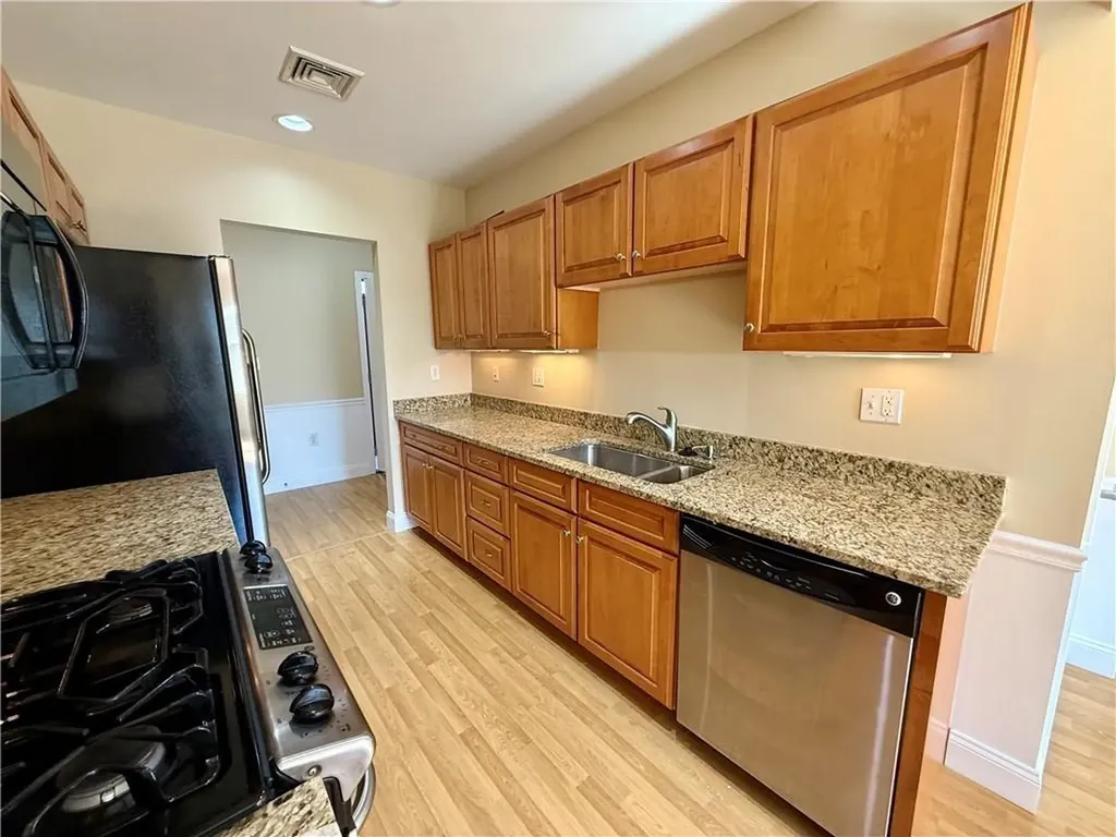 70 Turner Street Warwick RI 02886