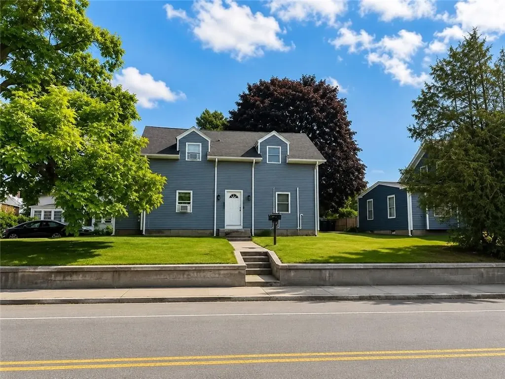 1928 Smith Street North Providence RI 02911