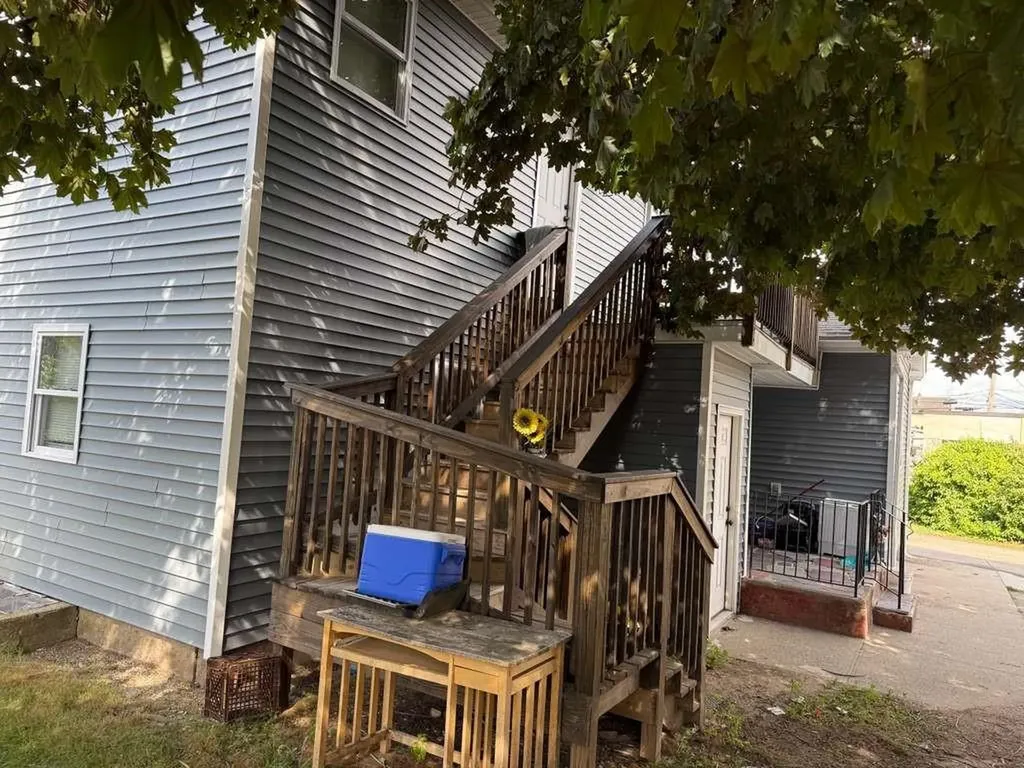 1928 Smith Street North Providence RI 02911