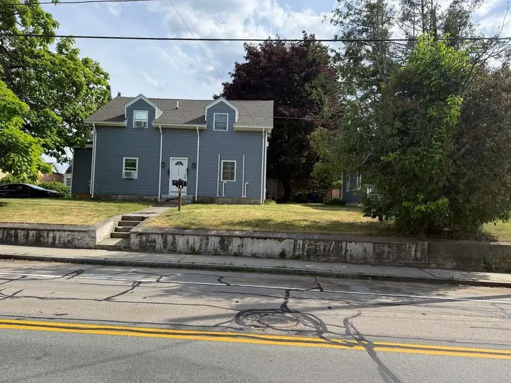 1928 Smith Street North Providence RI 02911