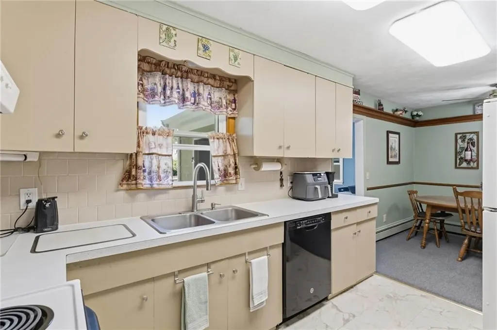 25 Meadow Lark Drive Westerly RI 02891