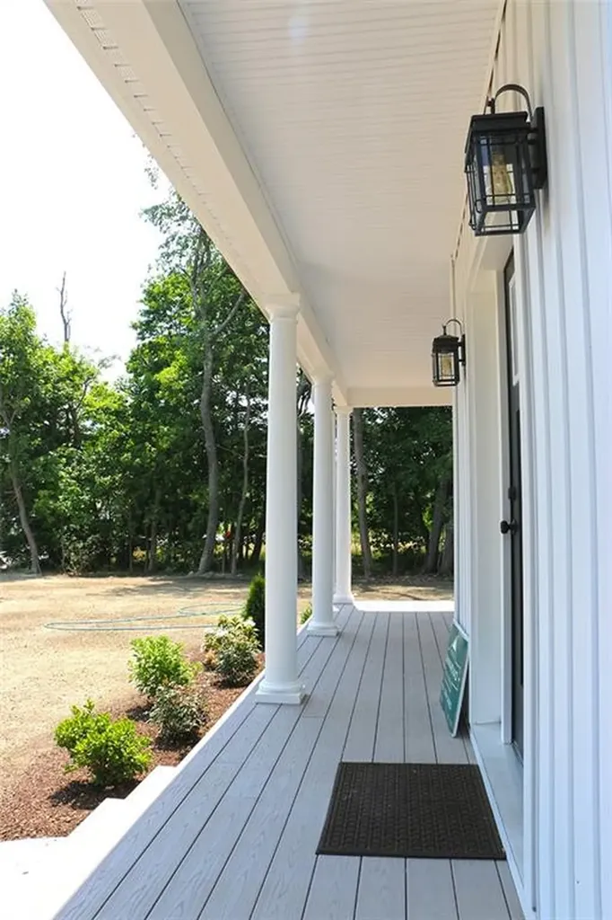 515 School Street North Kingstown RI 02852