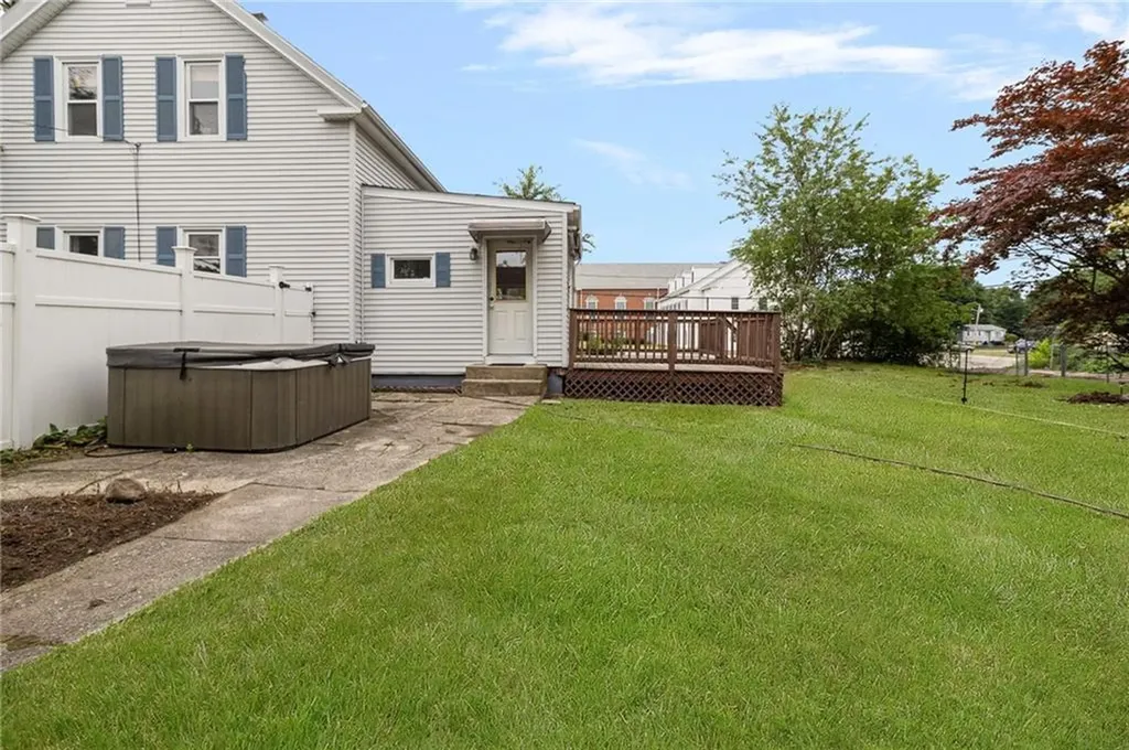 785 Main Avenue Warwick RI 02886