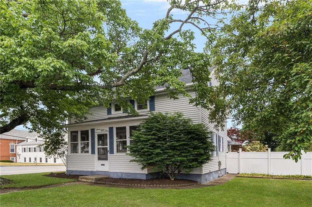 785 Main Avenue Warwick RI 02886