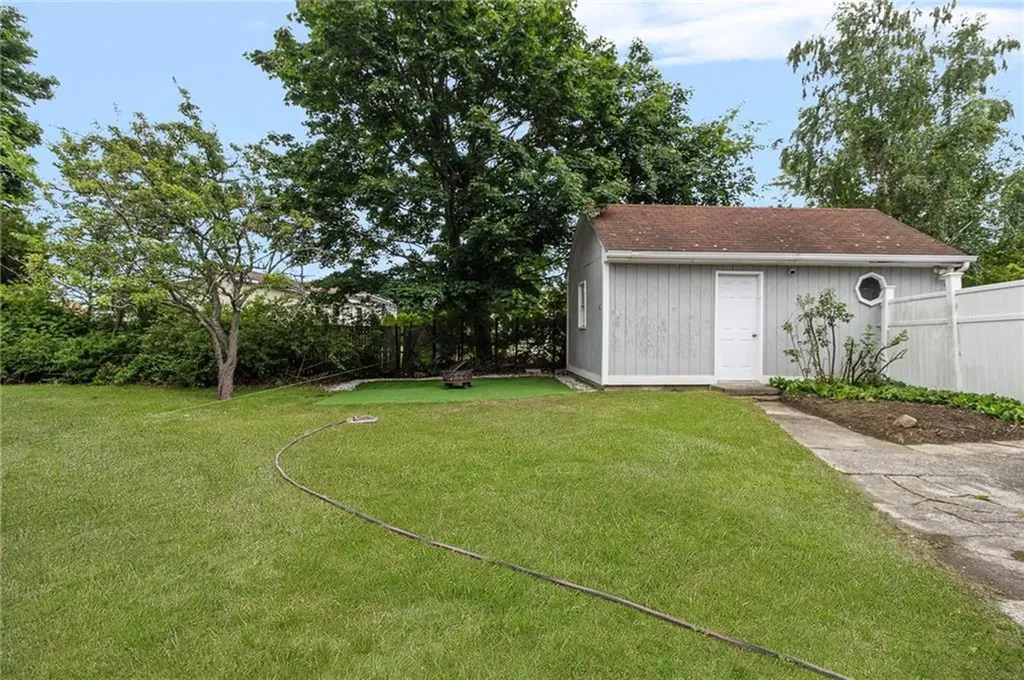 785 Main Avenue Warwick RI 02886