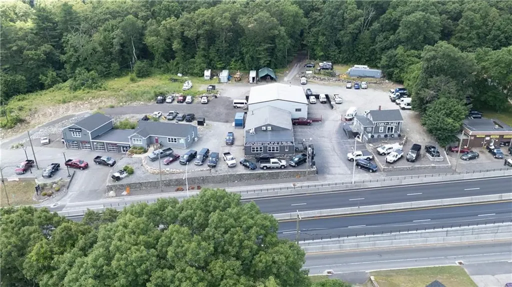 1097 Eddie Dowling Highway North Smithfield RI 02896
