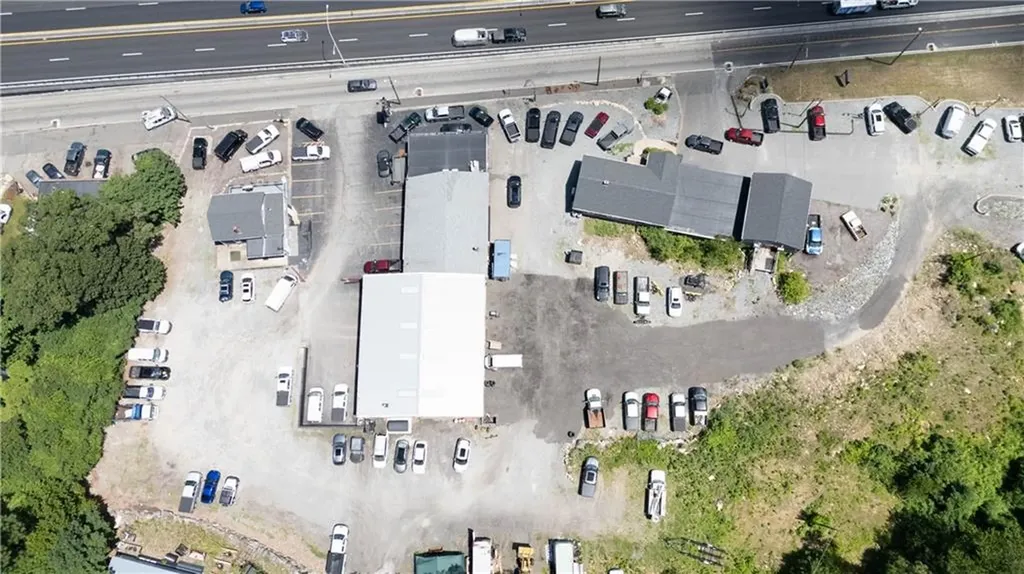 1097 Eddie Dowling Highway North Smithfield RI 02896