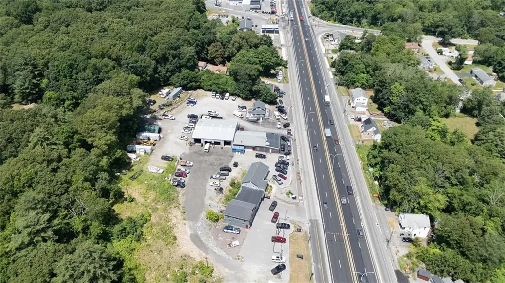 1097 Eddie Dowling Highway North Smithfield RI 02896