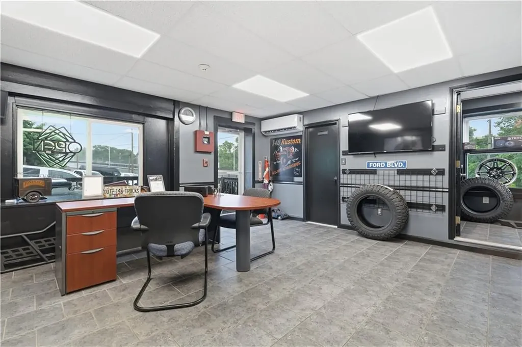 1097 Eddie Dowling Highway North Smithfield RI 02896