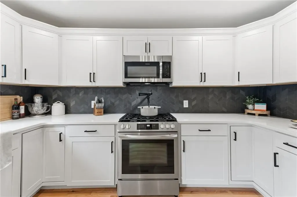 55 South Street West Warwick RI 02893