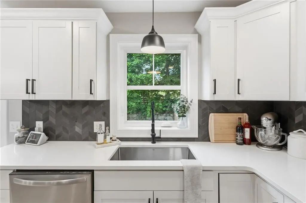 55 South Street West Warwick RI 02893