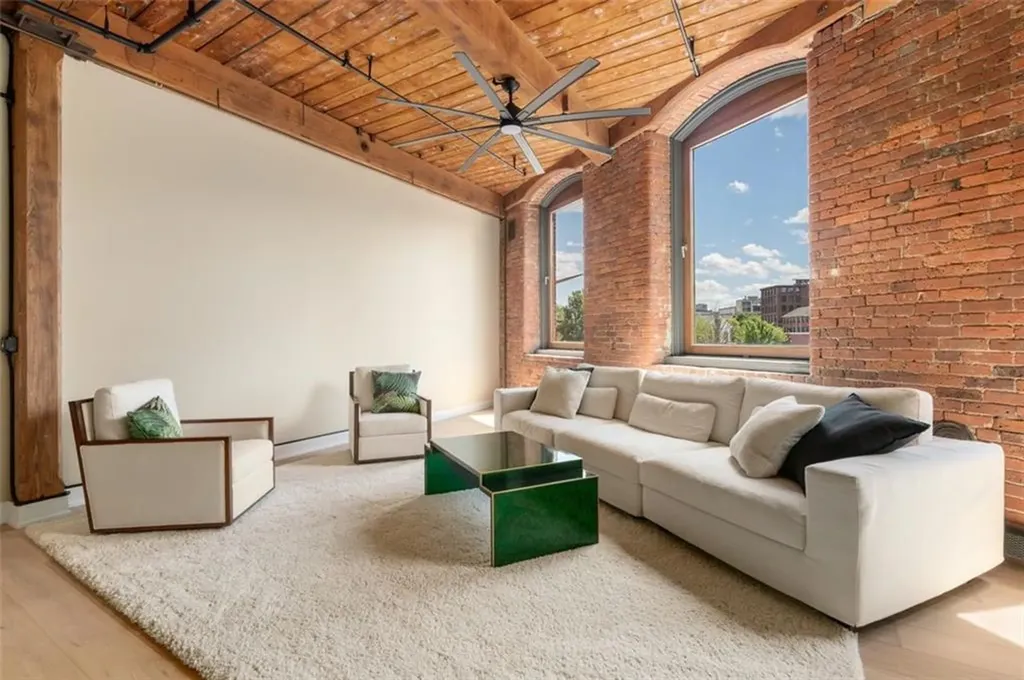 116 Chestnut Street Providence RI 02903