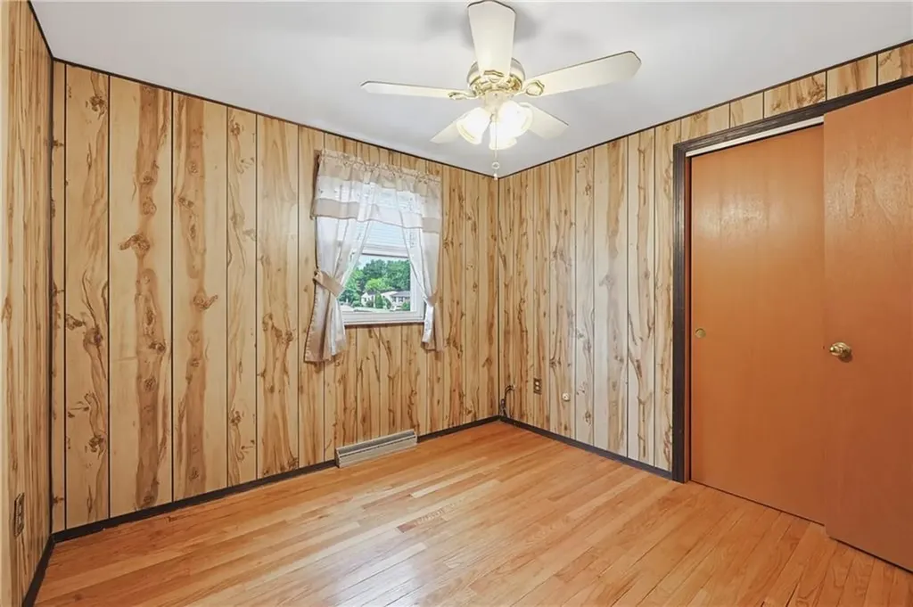 31 Benjamin Avenue Cranston RI 02920
