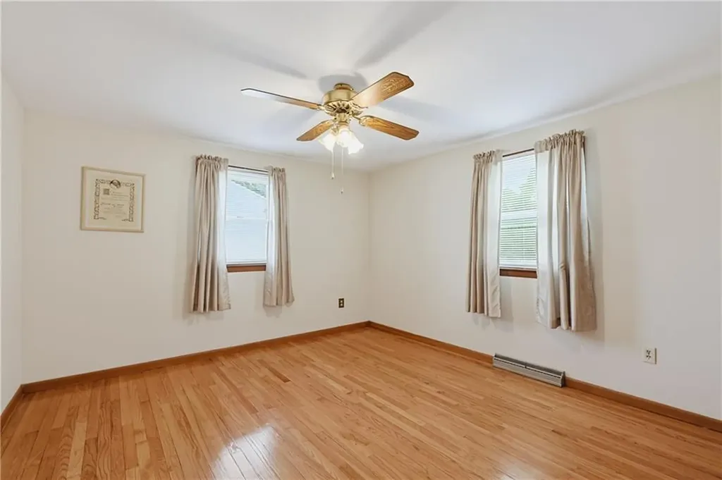 31 Benjamin Avenue Cranston RI 02920