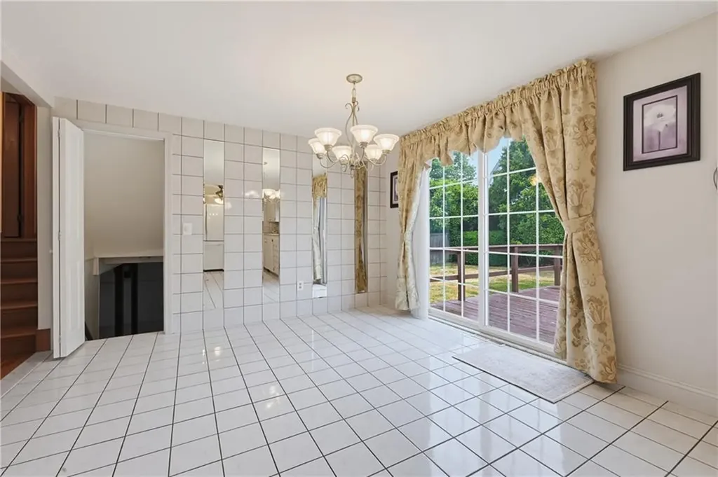 31 Benjamin Avenue Cranston RI 02920