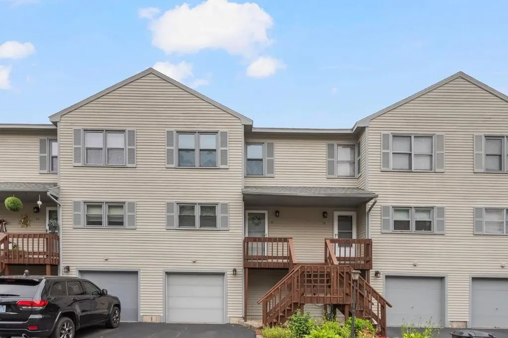 1603 Plainfield Pike Johnston RI 02919