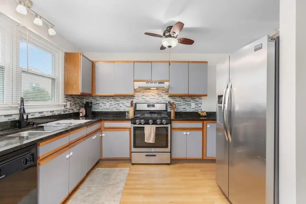1603 Plainfield Pike Johnston RI 02919