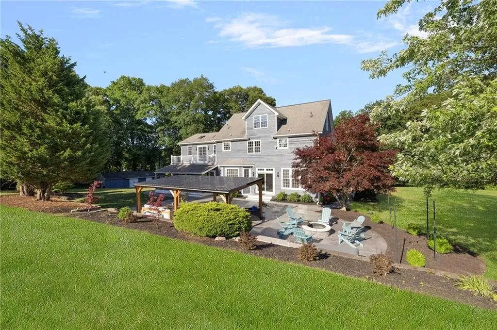 84 Hines Road Cumberland RI 02864